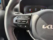 Kia Picanto 1.0 DPI DynamicLine 1e Eigenaar | Cruise control adaptief en stuurhulp | Camera | Navigatie | Carplay & Android Auto | Fabrieksgarantie tot 5-2-2032 + 3x 1 jaar* | NAP