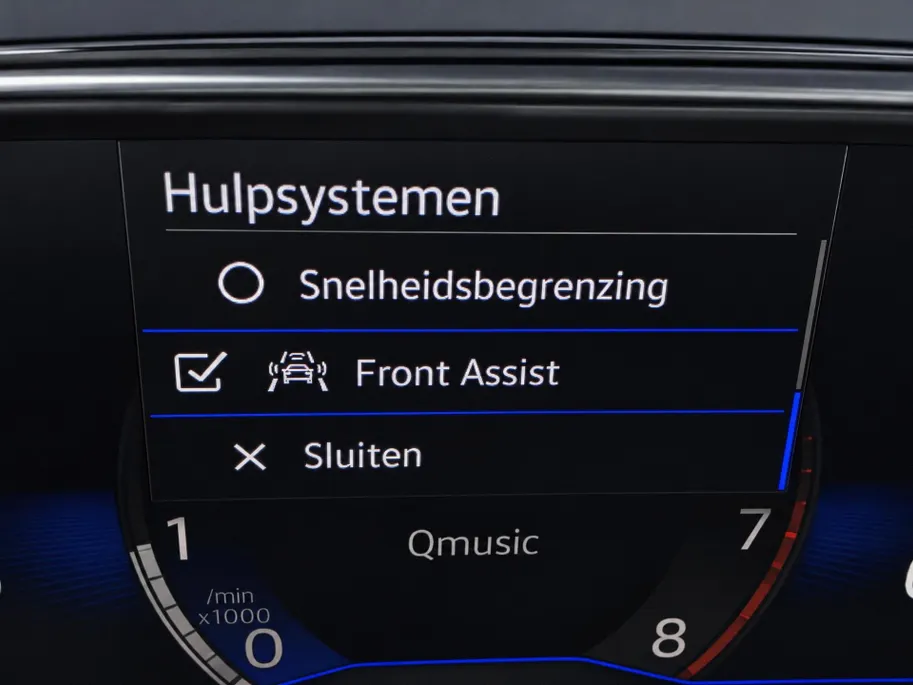 Volkswagen Polo 1.0TSI/95PK R-Line · Apple/Android Car Play · Camera + Parkeersensoren · Cruise control adaptief · Garantie t/m 27-06-2028 100000km.
