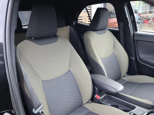 Toyota Yaris Cross 1.5 Hybrid Explore | Stoelverwarming | Parkeersensoren | Carplay