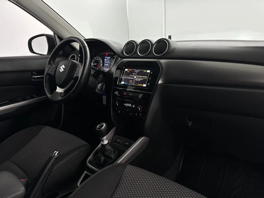Suzuki Vitara 1.4 Boosterjet Select Smart Hybrid | Navigatie | Parkeercamera | Adaptieve Cruise Control