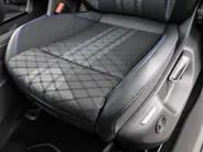 Volkswagen Tayron R-Line Edition 1.5 eHybrid 204 PK 6 versn. DSG · Rondomzichtcamera · Panoramaschuif-kanteldak · Trekhaak inklapbaar, met elektrische ontgrendeling, incl. aanhangermanoeuvreerhulp Trailer Assist · Prijs is inclusief inruilpremie · MEGA SALE