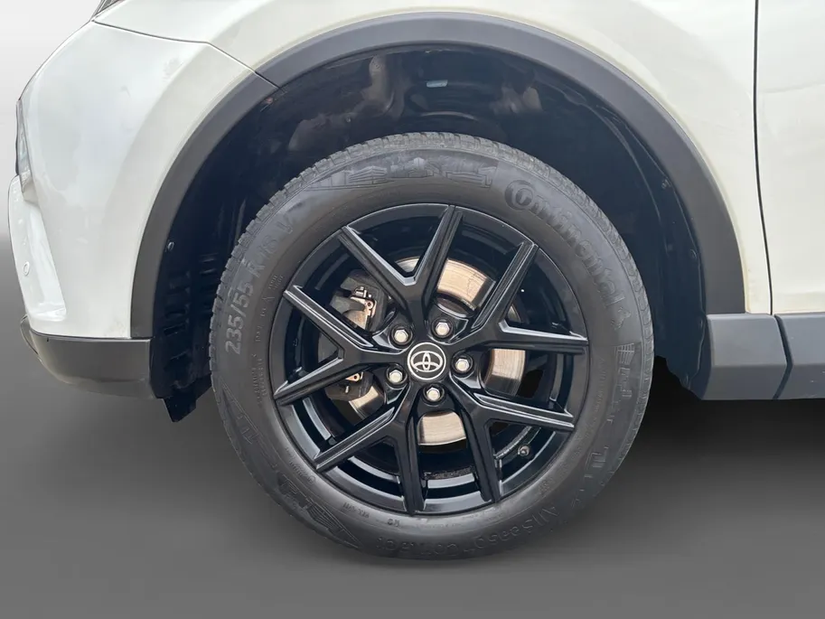 Toyota RAV4 2.5 Hybrid AWD Dynamic | Trekhaak | Camera | All Season | Navi | Garantie |