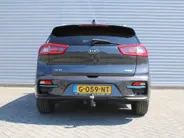 Kia e-Niro ExecutiveLine 64 kWh | Trekhaak | Warmtepomp | Stuur-/stoelverwarming + ventilatie | Leer | Camera | Stoelgeheugen | Dodehoek detectie | LED | 17' LM |