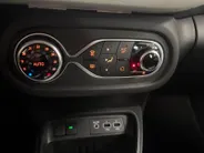 Renault Twingo Z.E. R80 Intens AUTOMAAT NAVI AIRCO CAMERA APPLE CARPLAY ANDROID AUTO CABRIO VOUWDAK LM VELGEN HOGE INSTAP STOELVERWARMING ZEER MOOIE AUTO DEALER ONDERHOUDEN