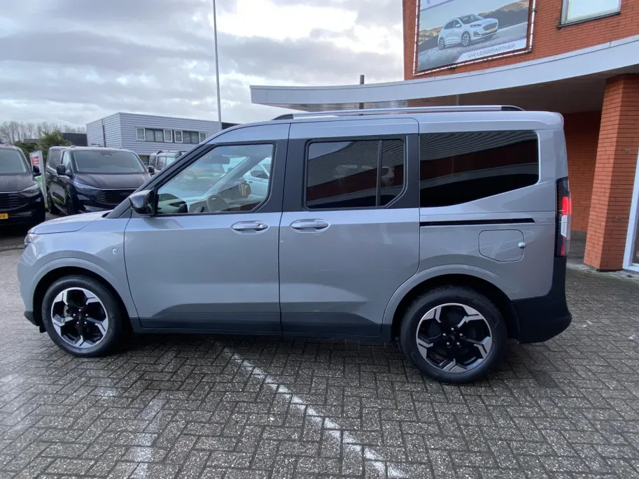 Ford Tourneo Courier courier EV / TREKHAAK / WINTERPAKKET.