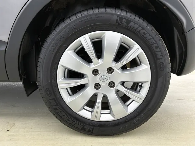 Renault Captur TCe 120PK Expression | Parkeersensoren | KEYLESS | CRUISE CONTROL |