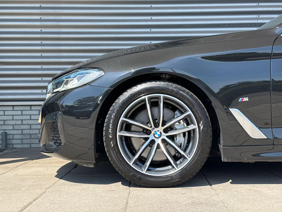 BMW 5 Serie Touring 540i xDrive High Executive