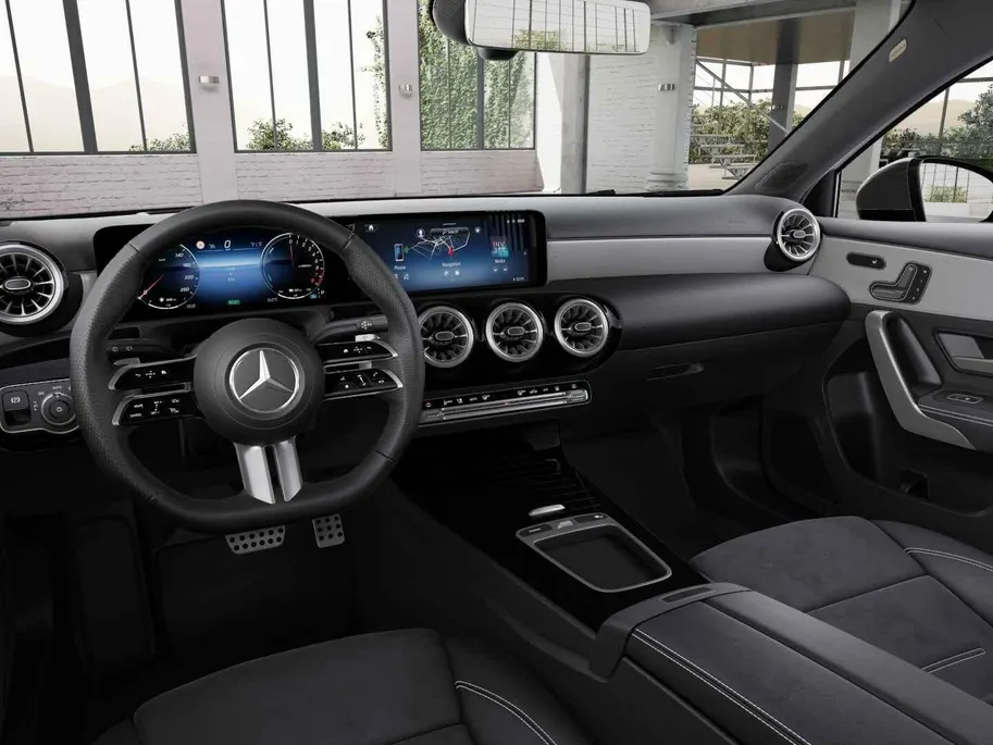 Mercedes-Benz A-Klasse 250 e Business Solution AMG