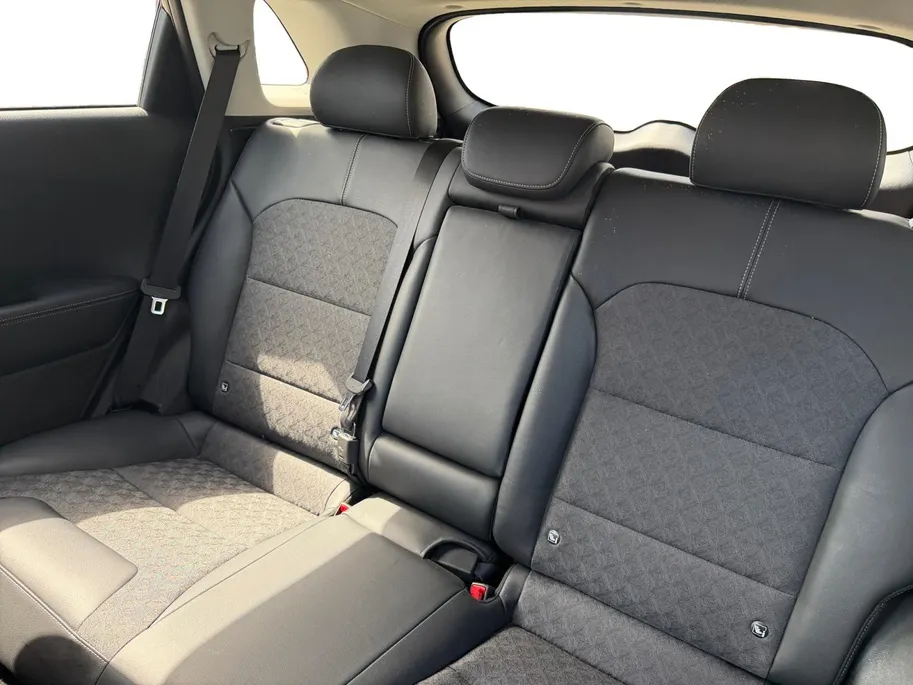 Kia Niro 1.6 GDi Hybrid DynamicPlusLine | Parkeerhulp | Apple Carplay | Android Auto | Navigatie | Lane-Assist | Stoel- stuurverwarming |