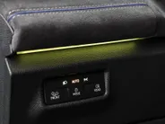 Volkswagen Tayron R-Line Edition 1.5 eHybrid 272 PK 6 versn. DSG · Assistance Pakket Plus · Black Style Pakket · Comfort Pakket · Design Pakket · Trekhaak inklapbaar, electr. ontgrendeling, incl. Trailer Assist ·