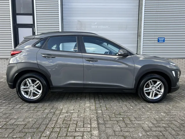 Hyundai Kona 1.0 T-GDI Comfort | Apple Carplay & Android Auto | LM Velgen | Climate Control | Navigatie