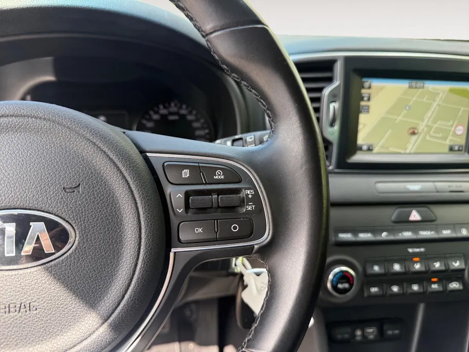 Kia Sportage 1.6 GDI First Edition Achteruitrijcamera | Parkeersensoren | Cruise control | Navi | LM Velgen |