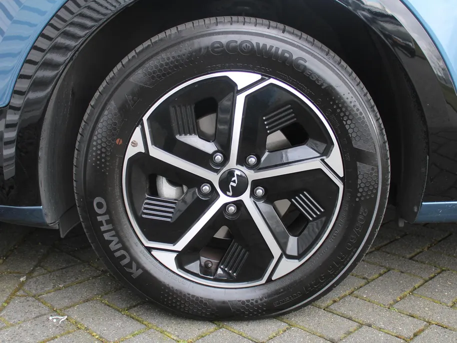 Kia Niro 1.6 GDi Hybrid DynamicPlusLine | Trekhaak | Stuur-/stoelverwarming | Schuifdak | Camera | Cruise adapt. | Clima | HUD | LED | 16" LM |