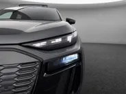 Audi Q6 e-tron edition 83 kWh 252pk · SOH 96,3% · Panoramadak · 360 Camera · Inklap. Trekhaak ·  Luchtvering · Stuur- & Stoelverwarming · Apple/Android Car Play · Garantie t/m 13-07-2030 of 100.000km