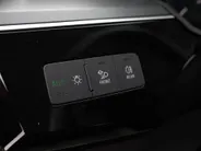 Audi e-tron e-tron 50 Quattro 313pk Launch Edition 71 kWh · SOH 94,9% · Camera · Luchtvering · Afneembare Trekhaak · Stoelverwarming · Elek. Achterklep ·