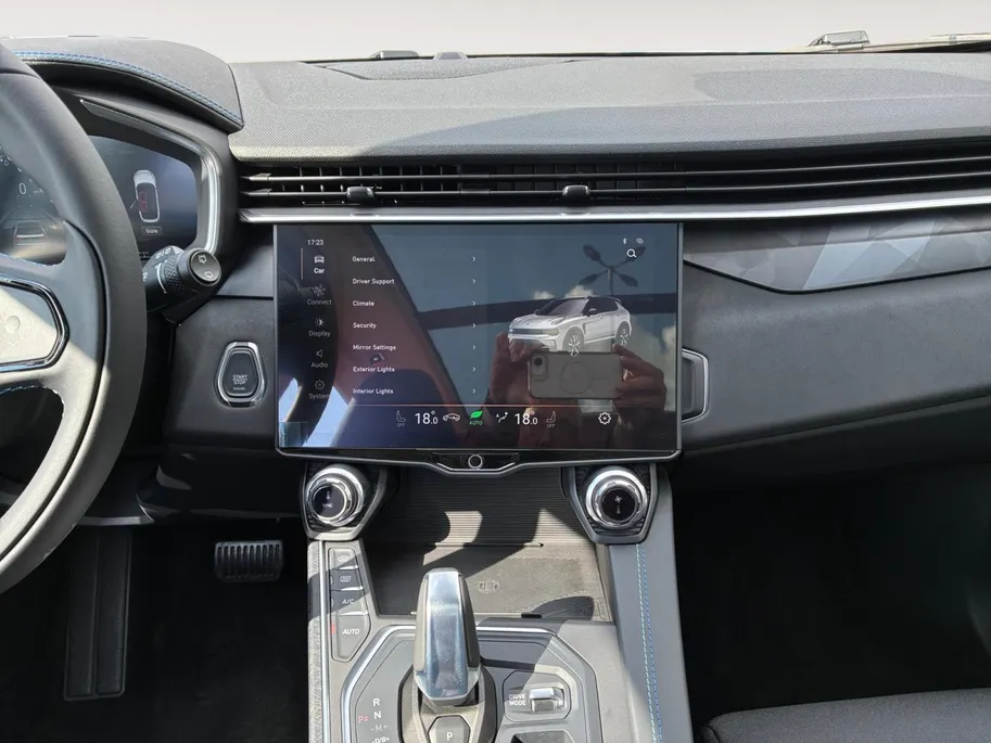 Lynk & Co 01 1.5 O1 PHEV SCHUIFDAK/CLIMA/