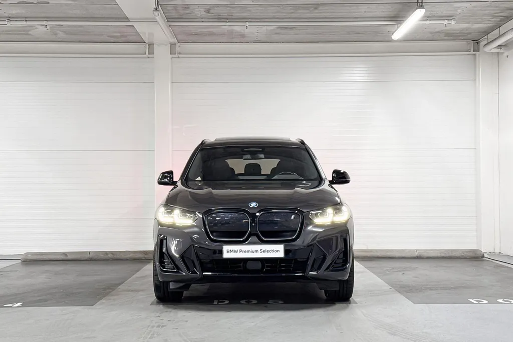 BMW iX3 High Executive