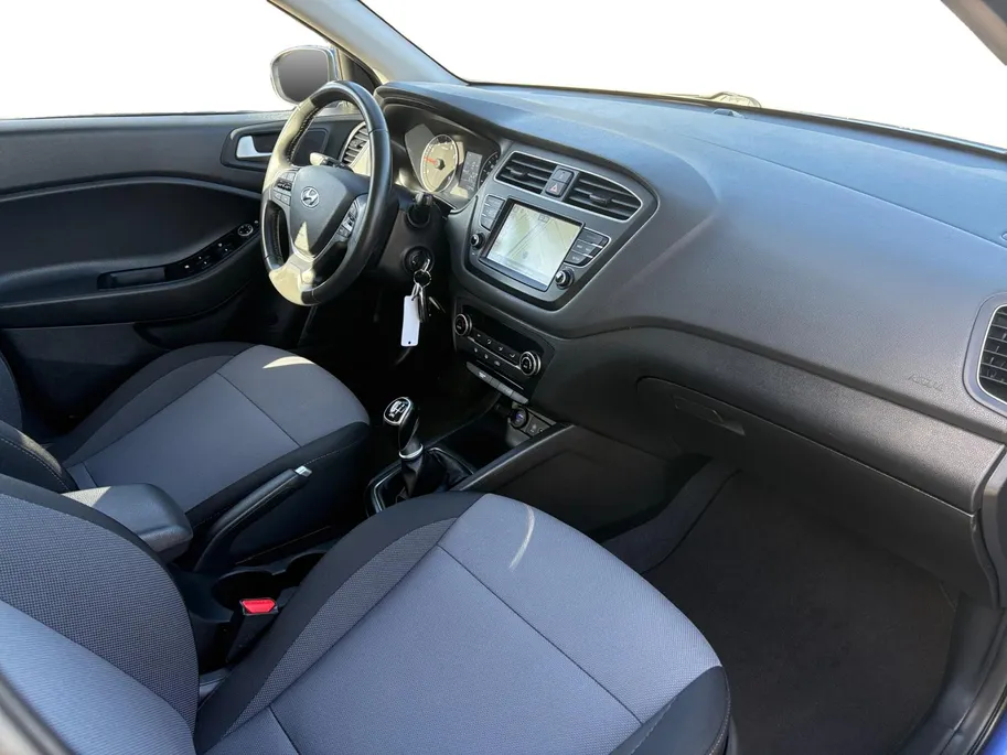 Hyundai i20 1.0 T-GDI Comfort | Climate control | Navi | Camera