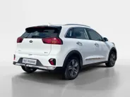 Kia Niro 1.6 GDi PHEV DynamicLine | Climate control | Adaptive cruise control | Stoel + stuur verwarming