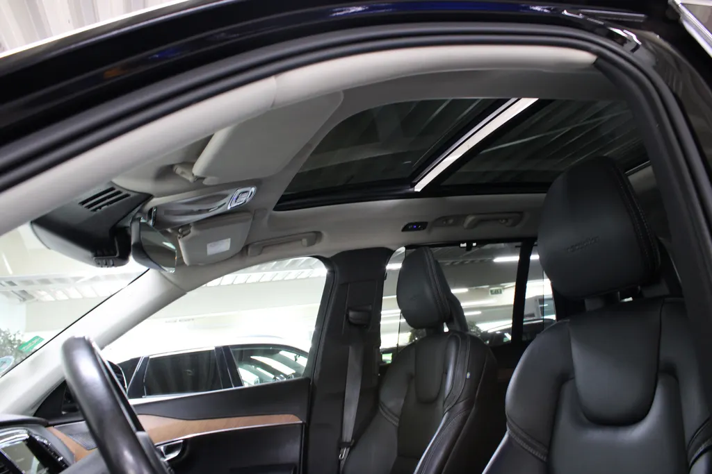 Volvo XC90 2.0 T8 Twin Engine AWD Inscription Intro Edition 7 Persoons / Pano. / H&K | ACC / HUD / 360° Camera / Stoel + Stuurverwarming /