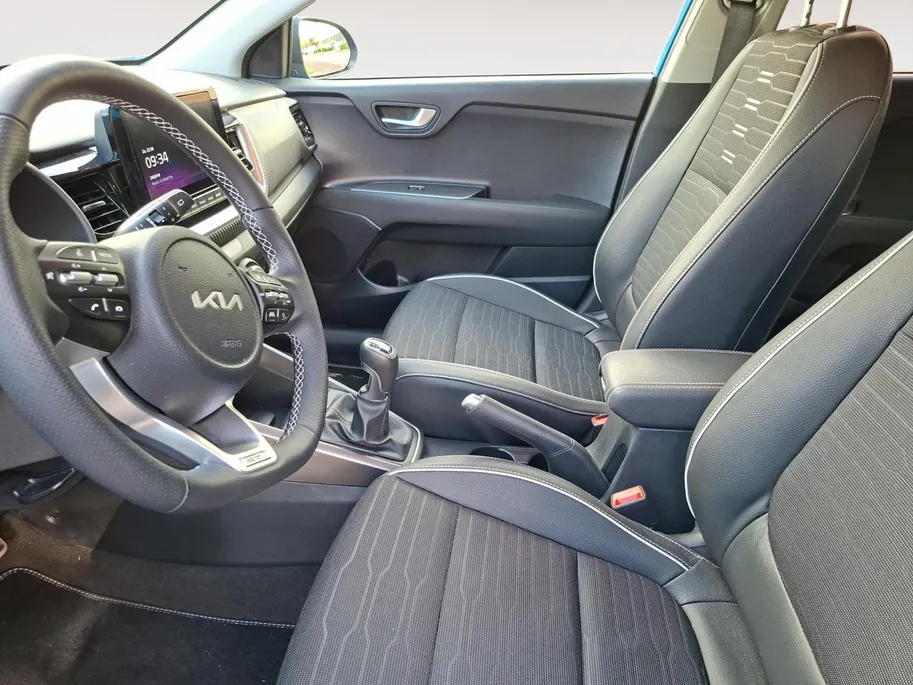 Kia Stonic 1.0 T-GDi MHEV GT-Line Dealer onderhouden | Stoel + stuurverwarming | Trekhaak | Climate control |