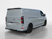Ford Transit Custom 320 2.0 TDCI L2H1 Limited 136 pk Automaat | Sport Pack Bodykit | LM Velgen 20' Gloss Black | Verlaagd  | BPM VRIJ