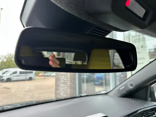 Renault 5 Comfort range iconic cinq 52 kWh | INCL. V2G LADER | WINTERPACK | CAMERA