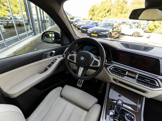 BMW X5 xDrive45e High Executive M-Sport / panoramadak / massage / stoelverkoeling