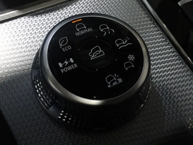 Mitsubishi Outlander 2.4 PHEV Instyle Trekhaak | Panodak | Adaptive Cruise | All Seas