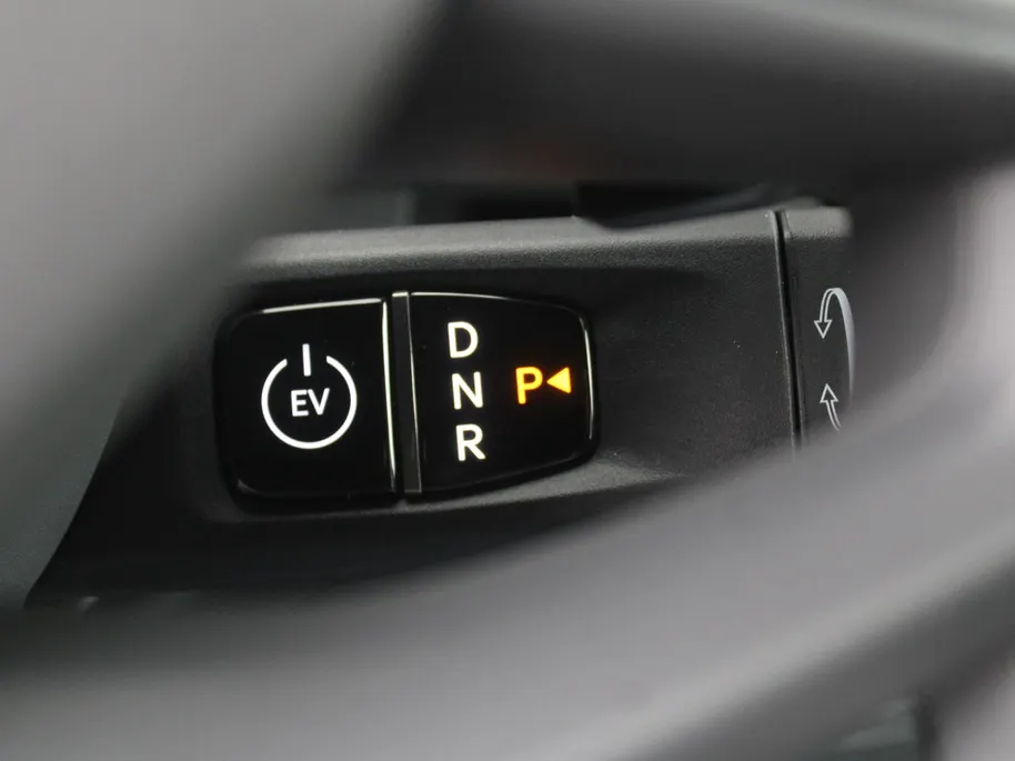 Kia EV2 Plus Advanced 42.2 kWh | Stuur-/stoelverwarming | Schuifdak | Dodehoek detectie | Elek. Stoelverstelling | Camera | 18' LM | LED | HK audio | Cruise adapt. |