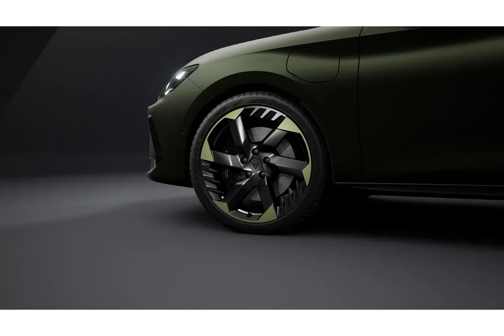 CUPRA Leon VZ Tribe Edition | Achteruitrijcamera | Digitaal instrumentenpaneel (Virtual Cockpit) | Draadloze Apple CarPlay™, Android Auto™