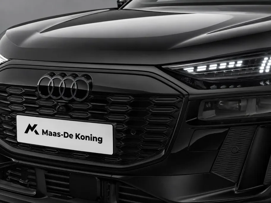 Audi Q6 e-tron S edition 83 kWh 252 PK · Trekhaak elek. wegklapbaar · Optiekpakket zwart · Zwart lederen S-line bekleding