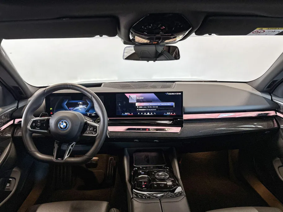 BMW i5 Sedan eDrive40 M Sport Edition