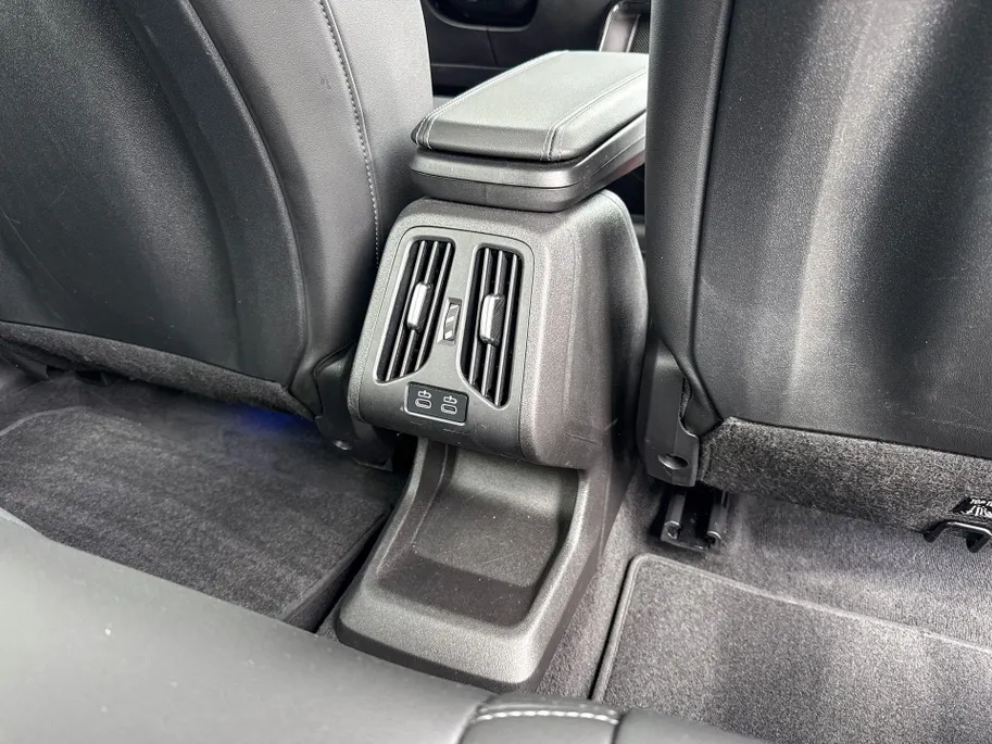 BMW iX1 eDrive20 67 kWh