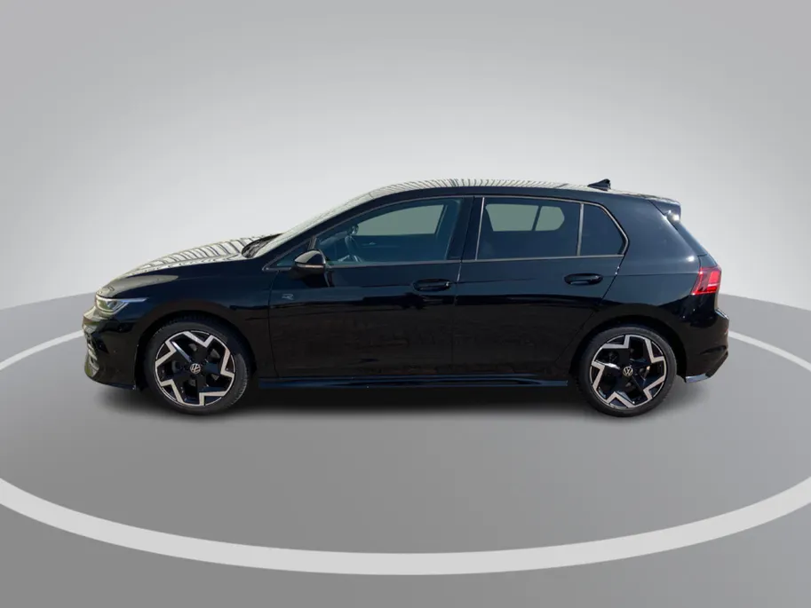 Volkswagen Golf 1.5eTSI/150PK DSG R-Line · Camera · Apple/Android Car Play · Stuur- & Stoelverwarming · Garantie t/m 14-03-2027