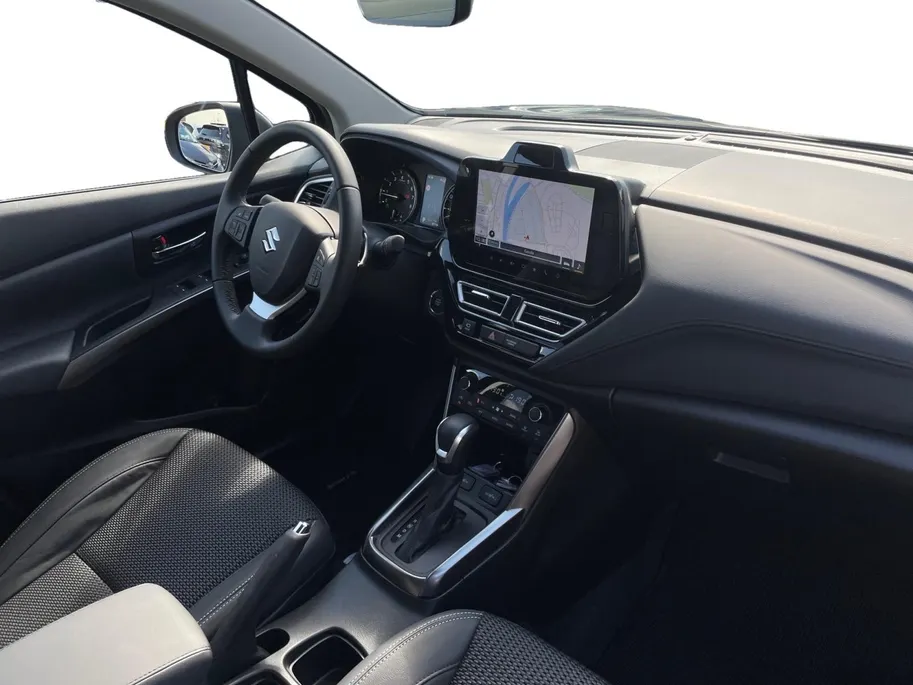 Suzuki S-Cross 1.4 Boosterjet Style Hybrid | €2000,- korting! | 17inch lichtmetalen velgen | 360 camera | Nieuw te bestellen