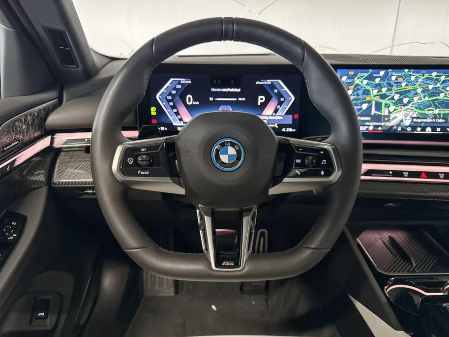 BMW i5 Sedan xDrive40 84 kWh