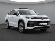 Volkswagen Tayron 1.5 272pk DSG eHybrid R-Line Edition · SOH 100% · Panoramadak · 360 Camera · Wegklapbare Trekhaak · Stoelverwarming · Apple/Android Car Play · 20'' Inch · Garantie t/m 03-11-2029 of 100.000km · EXTRA INRUILKORTING ·