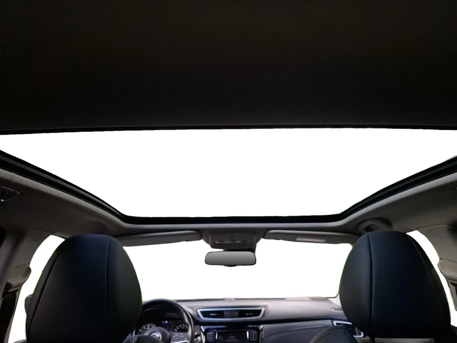 Nissan QASHQAI 1.3 DIG-T Tekna | TREKHAAK | STOELVERWARMING | PANO DAK | CLIMATE | ALL SEASON BANDEN |