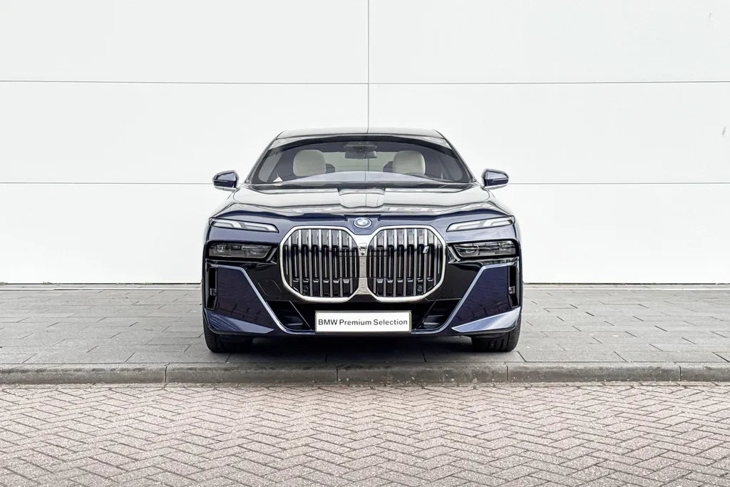BMW i7 eDrive50 106 kWh