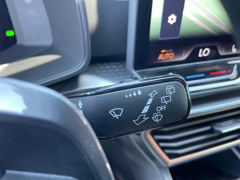 CUPRA Leon 1.5 TSI e-Hybrid Business *Automaat*Navi+Camera*Parkeersensoren*Climate Control*Winter Pack*LM.Velgen*Nette auto!