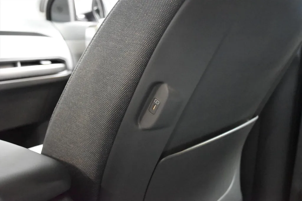 Kia EV3 81,4 kWh 204pk Air NIEUW SNEL LEVERBAAR