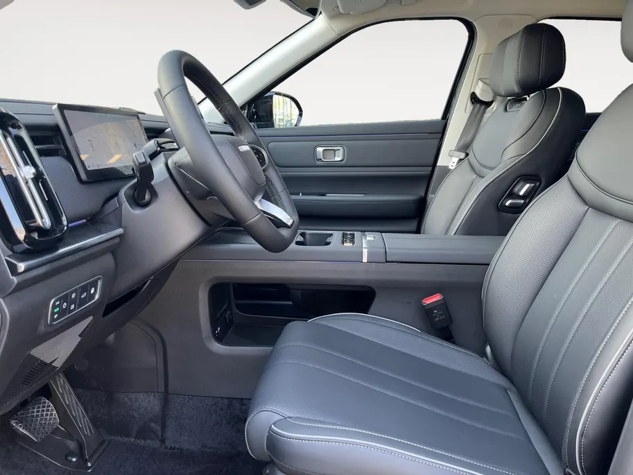 Jaecoo 7 1.5 GDI SHS-P Exclusive | 90 km elektrisch rijbereik | Stoelverwarming-/ventilatie | Panorama dak | Leder | 7 jaar Fabrieksgarantie