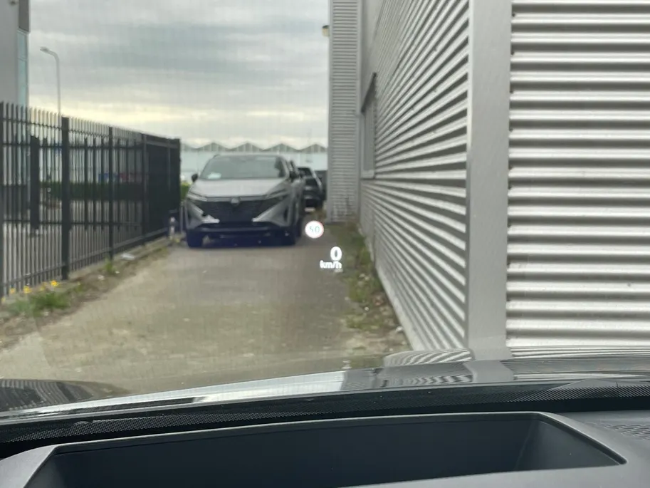 Nissan QASHQAI 1.3 MHEV Xtronic N-Connecta 158PK AUTOMAAT |+ Cold Pack + Easy Pack | 1800KG Trekgewicht | Elektrische achterklep | Navigatie | Apple Carplay & Android Auto | Pro Pilot (Adaptive Cruise Control) | Climate Control | Stoel- stuur en voorruitverarming |