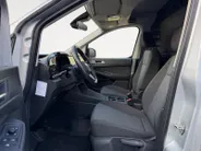 Ford Transit Connect 1.5 EcoBoost PHEV L2 Limited 150 pk Automaat | Adapt. Cruise control | Trekhaak | Parkeersensoren voor en achter | Achteruitrijcamera | Navigatie | Apple carplay & Android auto | BLIS | Voorruitverwarming | 17' inch lichtmetalen velgen |