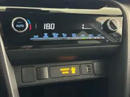 Toyota Yaris Cross 1.5 Hybrid Dynamic | Navigatie | 17'' L.M. Velgen | Adaptieve Cruise Control