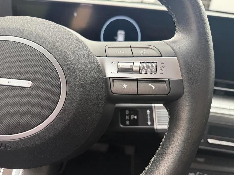 Hyundai Kona 1.6 GDI HEV Premium | 360 camera | Apple Carplay/ Android Auto | Stoelverwarming & ventilatie | Navigatie |
