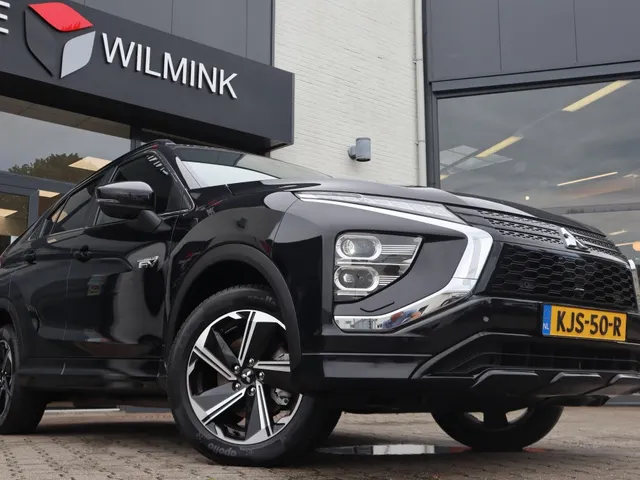 Mitsubishi Eclipse Cross 2.4 PHEV Executive AdaptiveCruise | Apple/AndroidAuto | AllSeaso