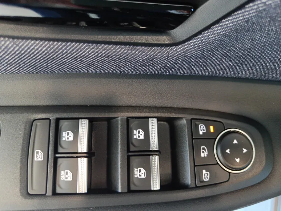 Renault 5 urban range techno 40 kWh Uit voorraad leverbaar op = op