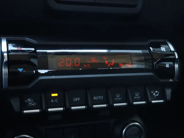 Suzuki Ignis 1.2 Hybrid Style Cruise | Keyless | All Seasons